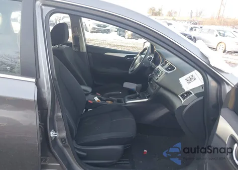 2017 Nissan Sentra S z USA, uszkodzony, nr VIN 3N1AB7AP8HY214449